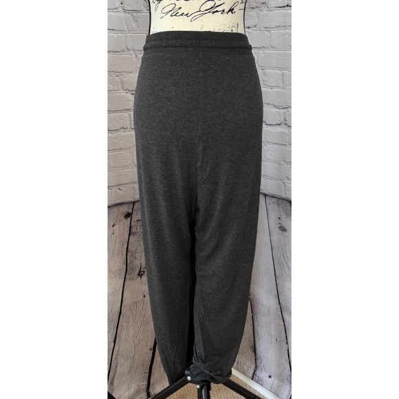 Torrid Sleep Women’s Gray Super Soft Crop Lounge Jogger (Size 3) - Picture 4 of 9